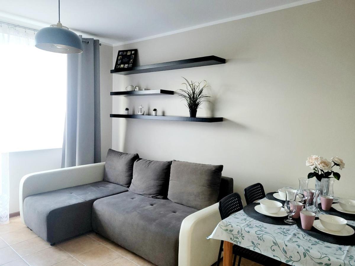 Apartament Prima Reda Bagian luar foto